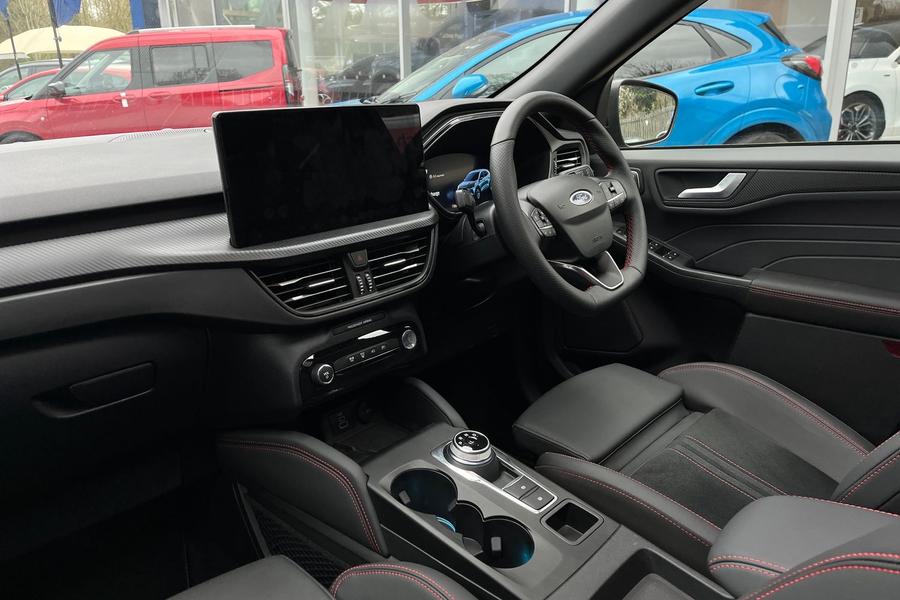 Ford Kuga Photo autoimg-d179a9a01174ee996b30bac9e4f056e27fcd1e81.jpg