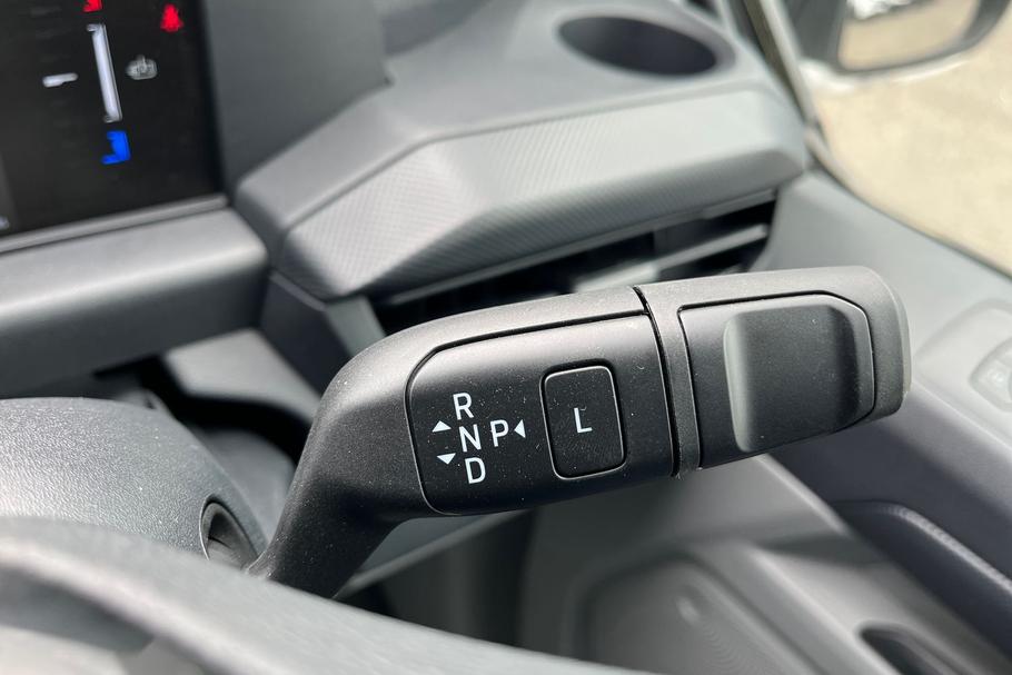 Used FORD E-TRANSIT CUSTOM HT74FAU 32