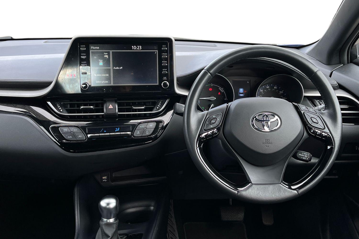 Toyota C-HR Photo 10