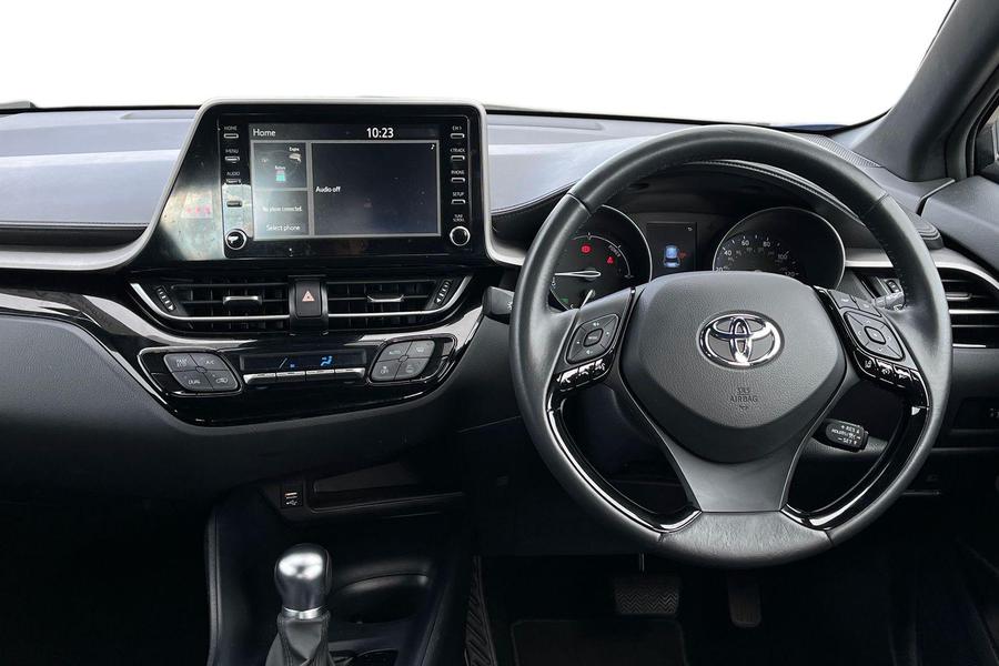 Toyota C-HR Photo autoimg-d17f372130778dda84211bd3441a470dd27bcaa8.jpg