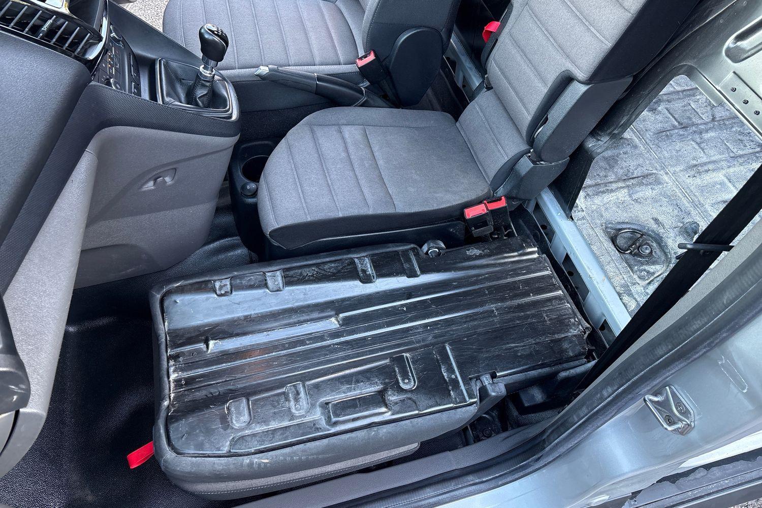 Ford TRANSIT CONNECT Photo 38