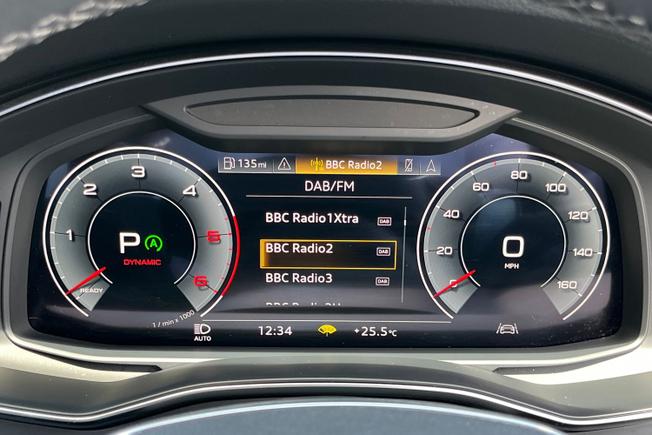 Audi A6 Saloon Photo 15