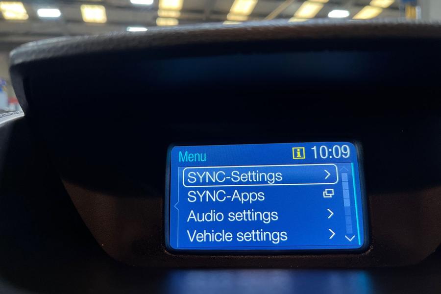 Ford ECOSPORT Photo autoimg-d1844bb02a69426399f3245165481129e383d478.jpg