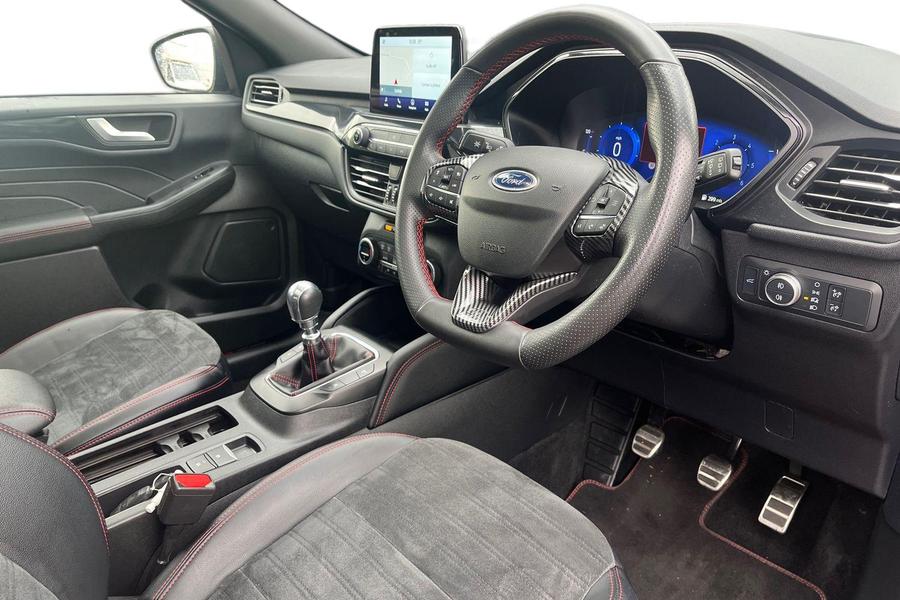 Ford KUGA Photo autoimg-d184fd7b5444a639a3cfd93c9db2684318960afb.jpg