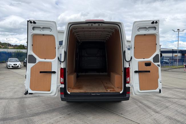 VOLKSWAGEN Crafter Photo 30