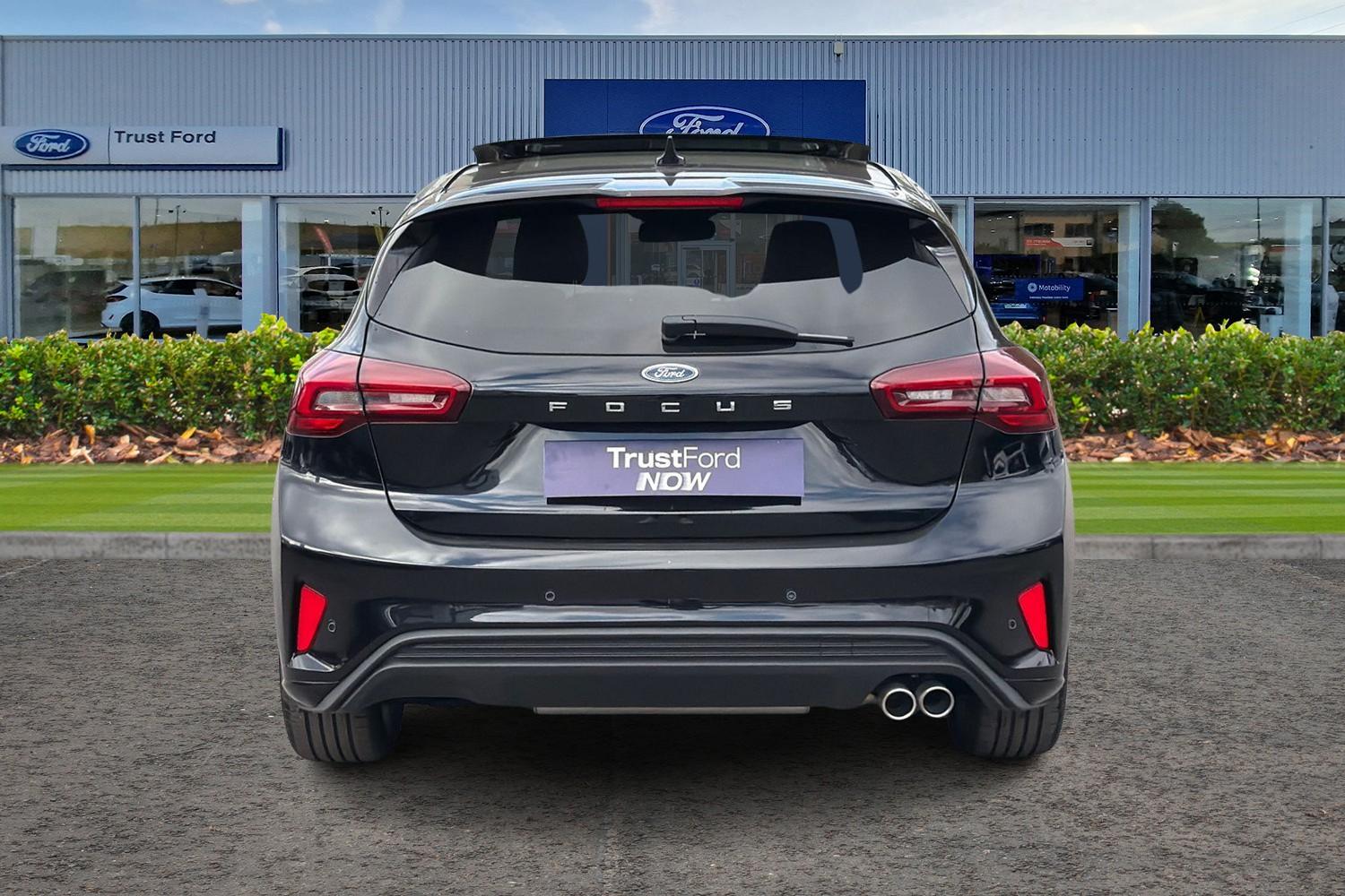 Ford Focus Photo 6