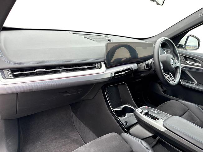 BMW X1 Photo 2