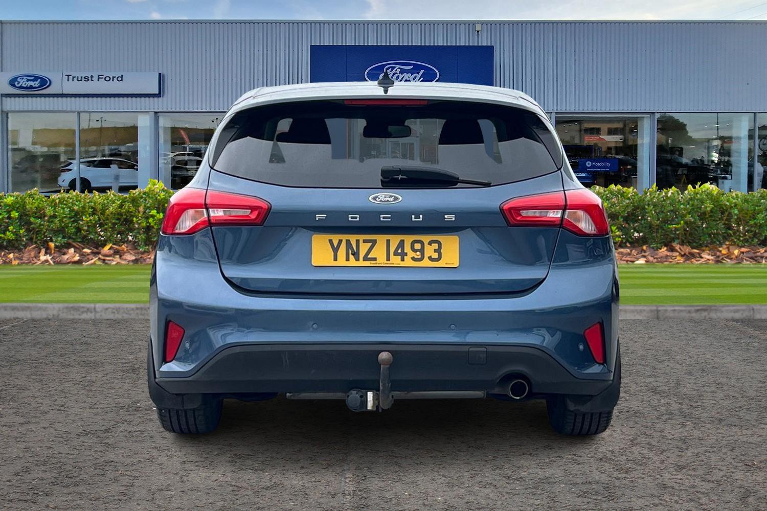 Ford FOCUS Photo 6