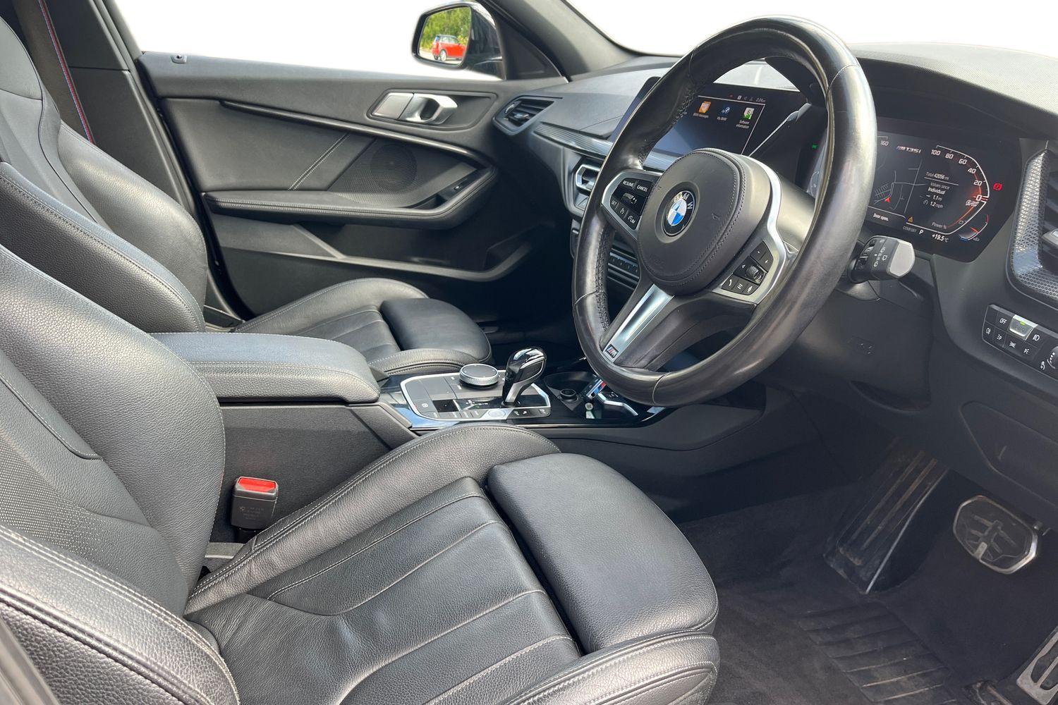BMW 1 Series Photo 8