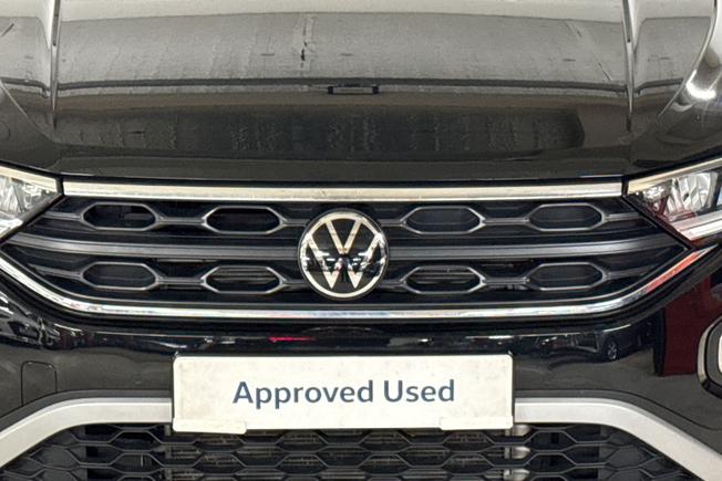 VOLKSWAGEN T-Roc Photo 29