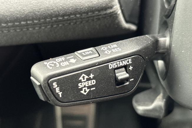 AUDI Q6 E-Tron Photo 30