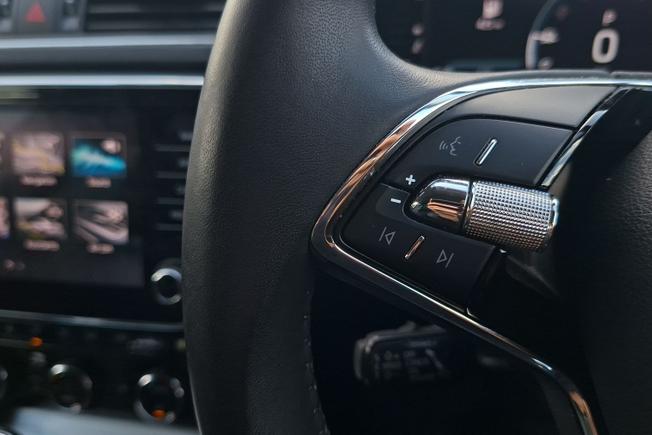 ŠKODA Superb Photo 16