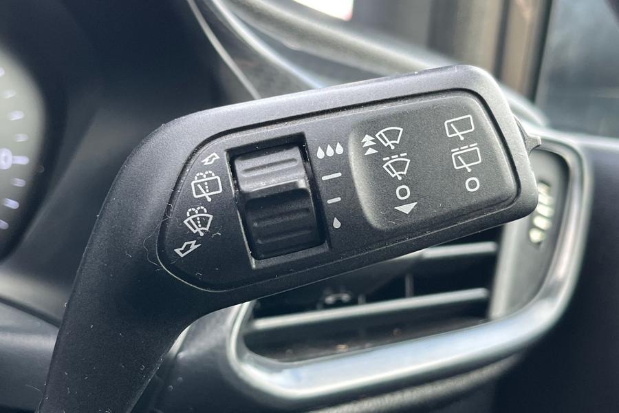 Ford FIESTA Photo autoimg-d1914866b7cec825ae87ec4e9379fe71e711d78b.jpg