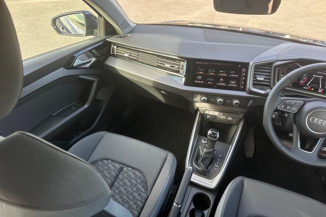 AUDI  A1 Sportback Photo 38