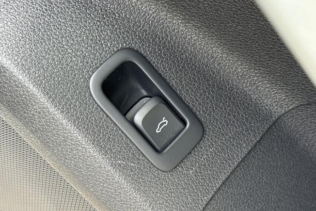 AUDI Q2 Photo 30