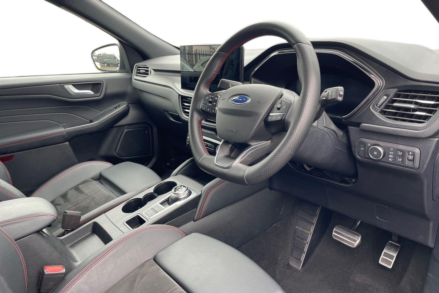 Ford KUGA Photo 8
