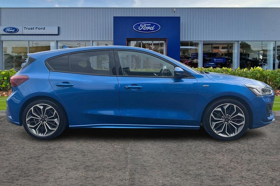Ford FOCUS Photo autoimg-d19a37a125c74369ceb48862ed6a83d7e6272b61.jpg