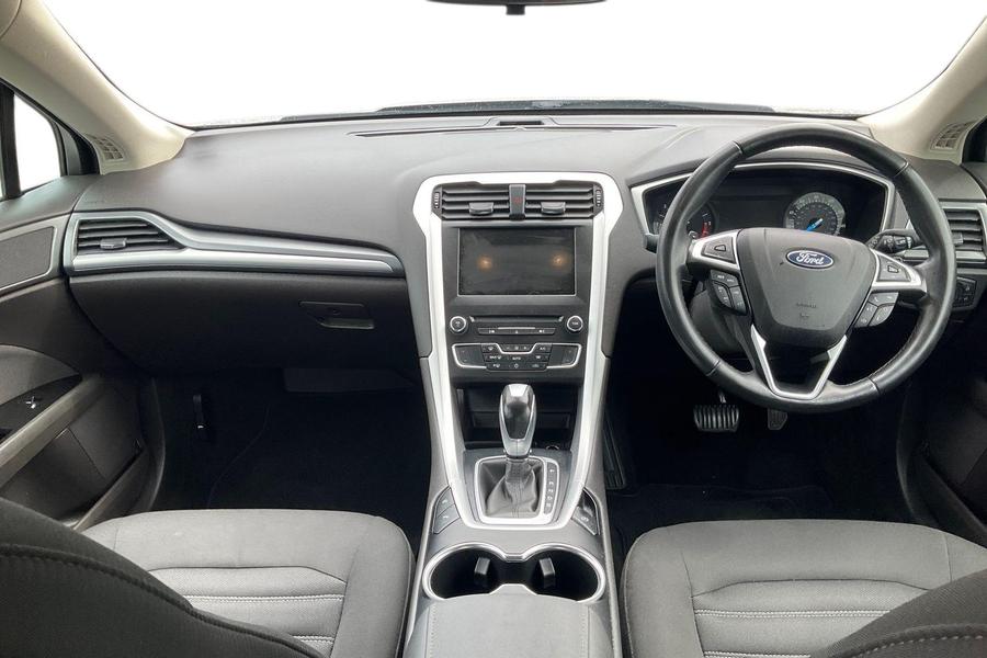 Ford MONDEO Photo autoimg-d19a4205c78710ba02799f6f8469bb6a85e19004.jpg