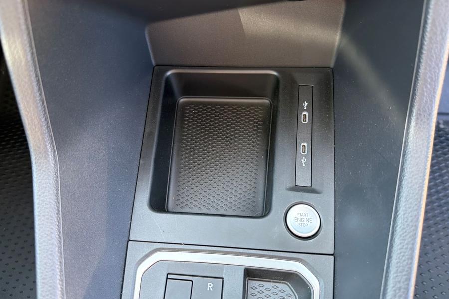 Ford TRANSIT CONNECT Photo autoimg-d19bf9a43391d2134bed443e6c21aa0484a02ff5.jpg