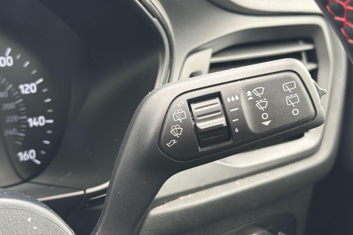 Ford FOCUS Photo 14