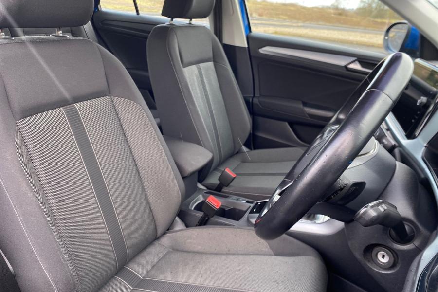 Volkswagen T-ROC Photo autoimg-d19ccc21b9dd855a987a2c97ac468f473a05f8d4.jpg
