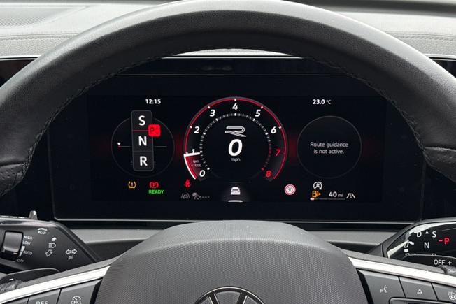 VOLKSWAGEN Tiguan Photo 28