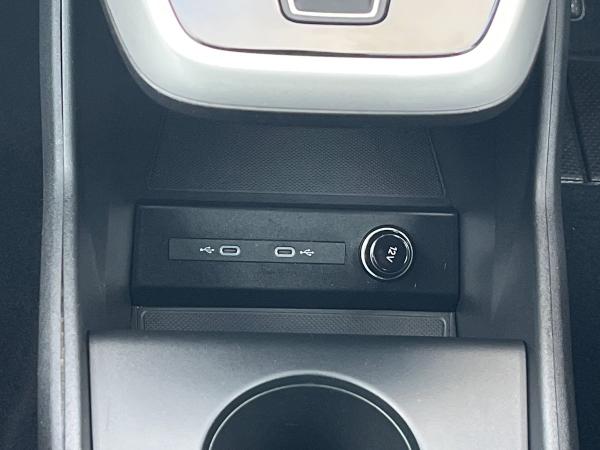 Audi Q4 e-tron Photo autoimg-d1a0b25f3e70fc609f77ed41cc66682f4530a55a.jpg