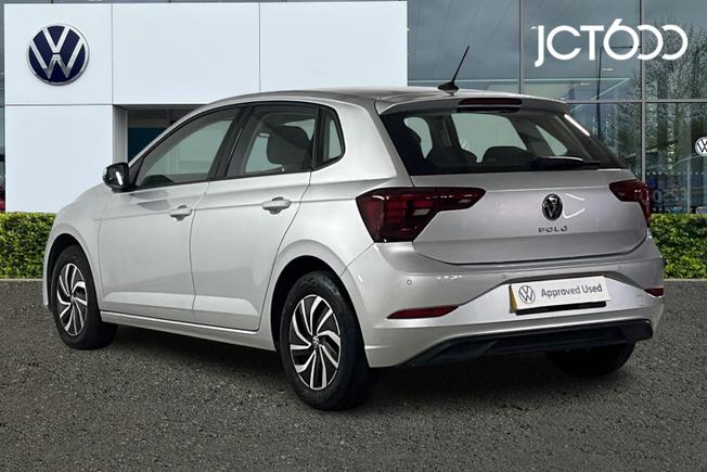 VOLKSWAGEN Polo Photo 3