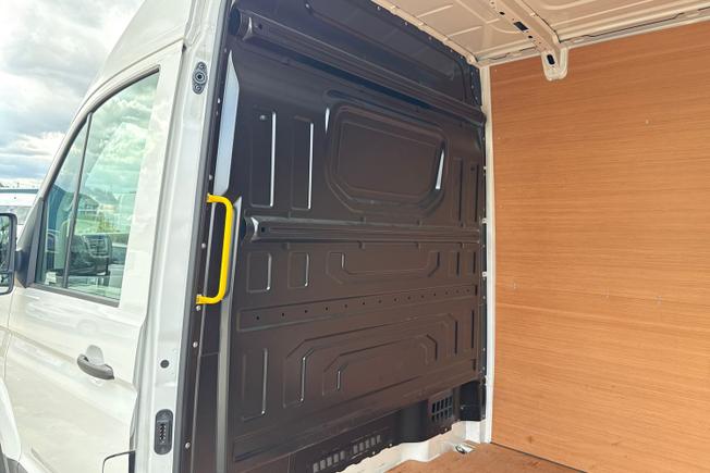 Volkswagen Crafter Photo 23