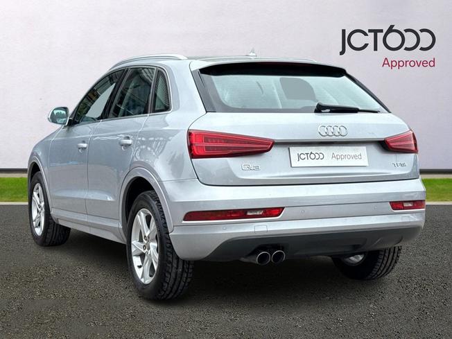 AUDI Q3 Photo 3