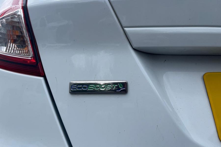 Ford FIESTA Photo autoimg-d1a818fd768241d0cf1d66110eba94aa4a093aa4.jpg