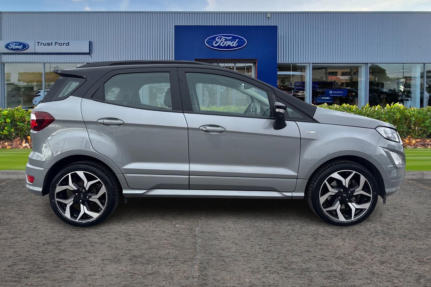 Ford ECOSPORT Photo 2