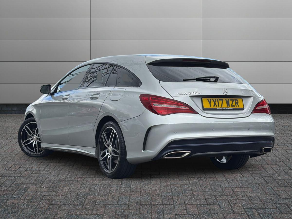 Mercedes-Benz CLA Photo autoimg-d1afd26c5605f26e77185536a509aee5708d338d.jpg