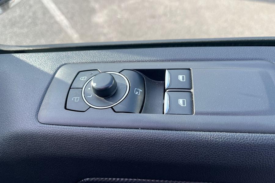 Ford TRANSIT CUSTOM Photo autoimg-d1b2ac3e108dc61a72a68b4b223f8337d807d8d4.jpg