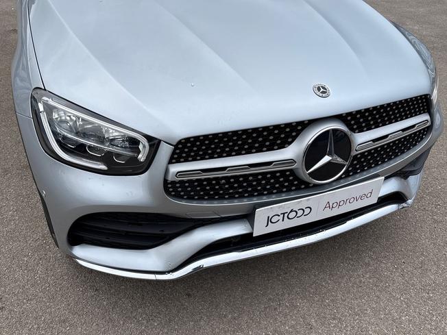 MERCEDES-BENZ Glc Photo 31