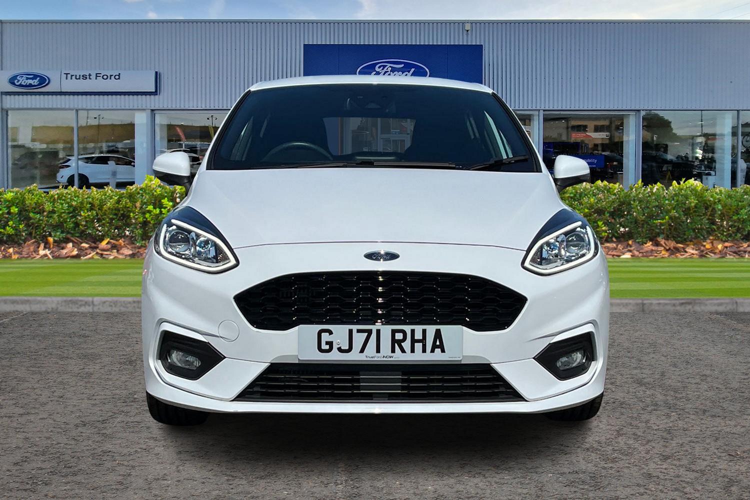 Ford Fiesta Photo 5