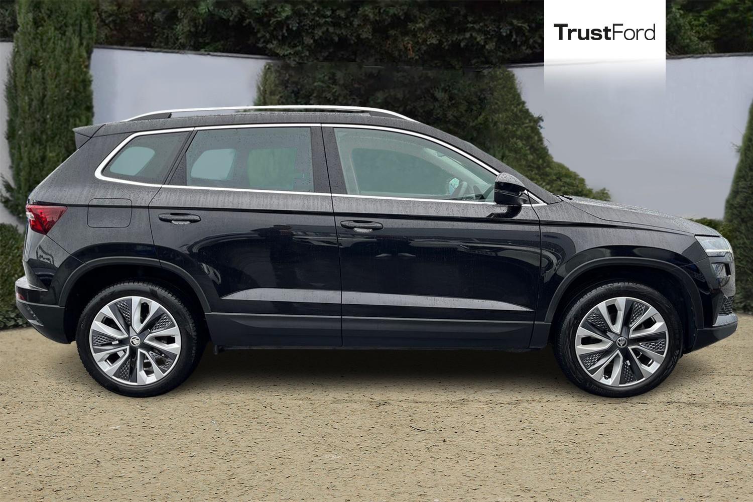 Skoda KAROQ Photo 2