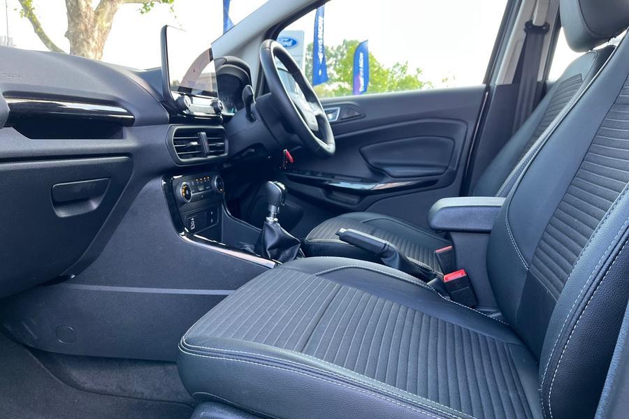Ford ECOSPORT Photo autoimg-d1b62378aaa64a4b8fe5d1c887601c0ece5cfed1.jpg