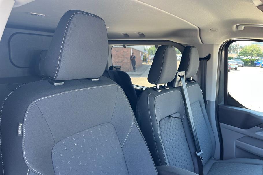 Used Ford TRANSIT CUSTOM LC26TZG 31