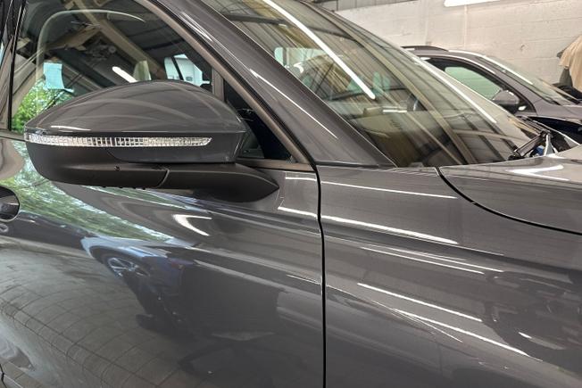 VOLKSWAGEN Tiguan Photo 20