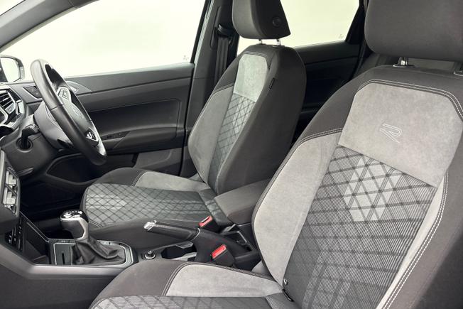 VOLKSWAGEN Polo Photo 22