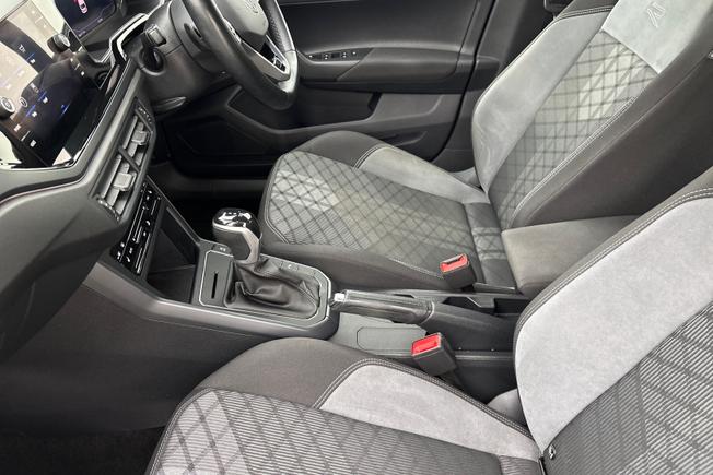 VOLKSWAGEN Polo Photo 31