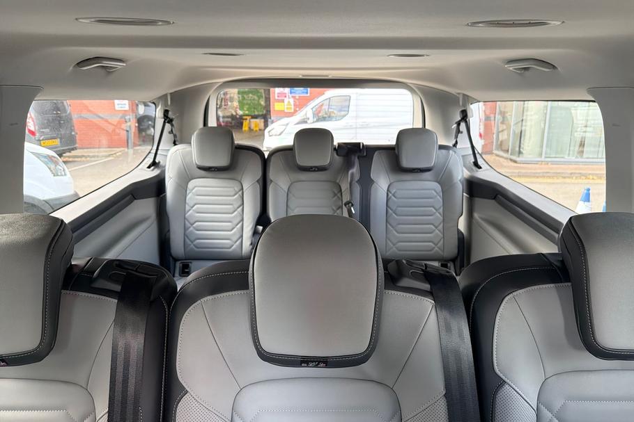 Used Ford TOURNEO CUSTOM 38