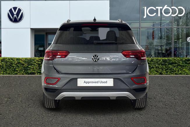 VOLKSWAGEN T-Roc Photo 7