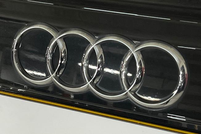 AUDI Q3 Photo 35
