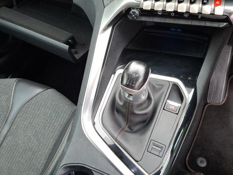 Used Peugeot 3008 NU17NJX 23