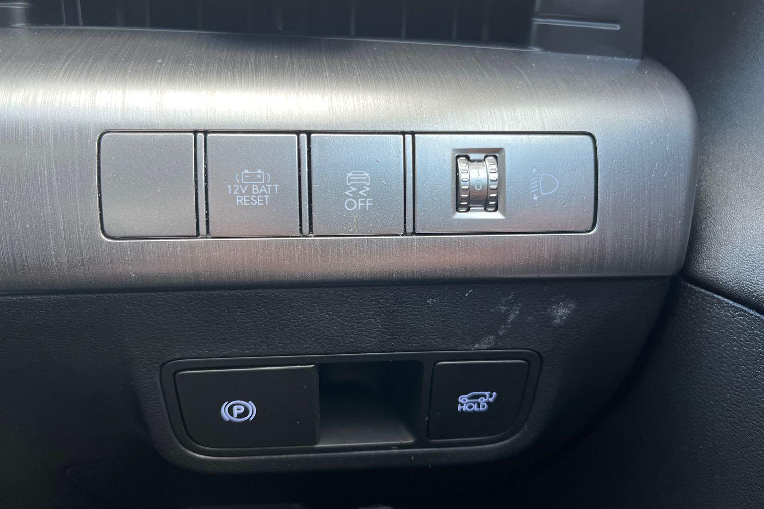 Hyundai KONA Photo 26
