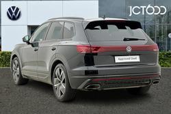 VOLKSWAGEN Touareg Photo 3