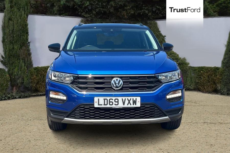 Volkswagen T-ROC Photo autoimg-d1d8988a779f3e88a211e0594662cfec3e9adc4e.jpg