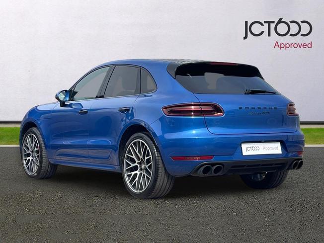 PORSCHE Macan Photo 3